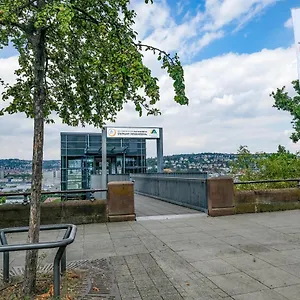 International , Stuttgart Niemcy